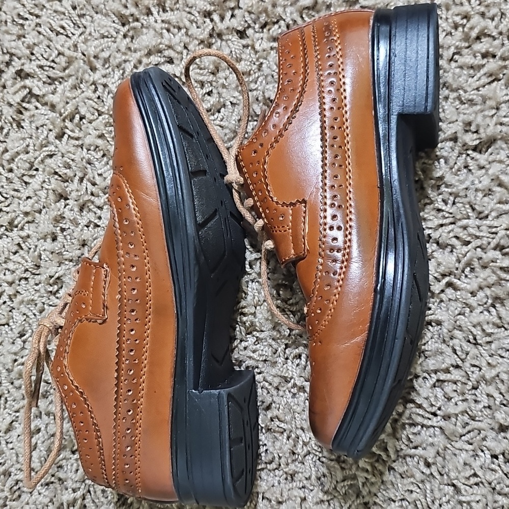 Deer Stags Boy's Brown Ace Wing Tip Oxford Shoes Lace Up - Picture 6 of 8